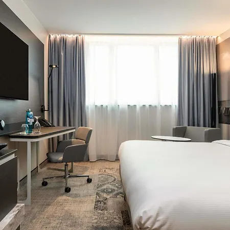 Hotel Novotel Airport