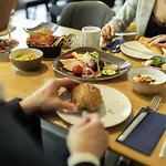 Szálloda Novotel Airport 4*