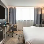 Szálloda Novotel Airport