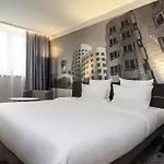 Novotel Airport Szálloda 4*