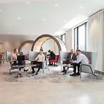 فندق Novotel Airport 4*
