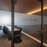 Novotel Airport 4*