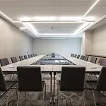 מלון Novotel Airport 4*
