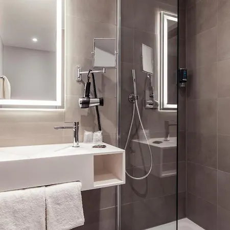 Novotel Airport 4* Ντίσελντορφ