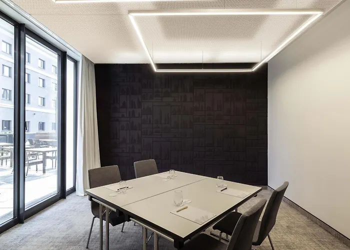 Novotel Airport Hotell 4*