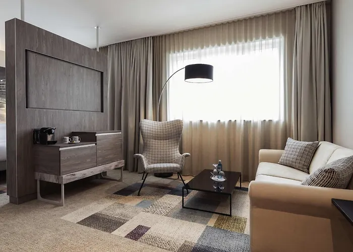 ホテル Novotel Airport デュッセルドルフ