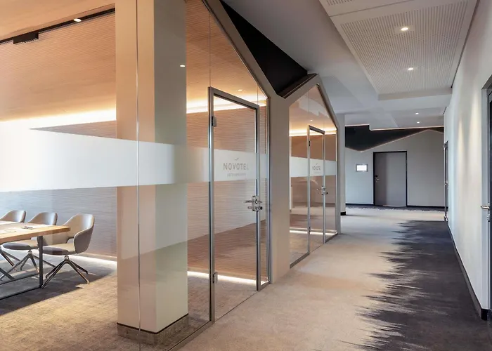 Novotel Airport Hotel 4*