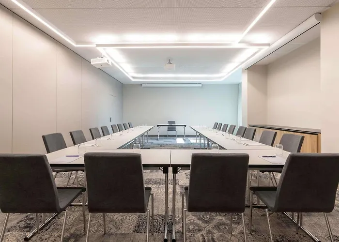 Novotel Airport Hotel