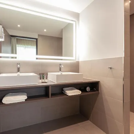 Novotel Airport 4* Dusseldorf