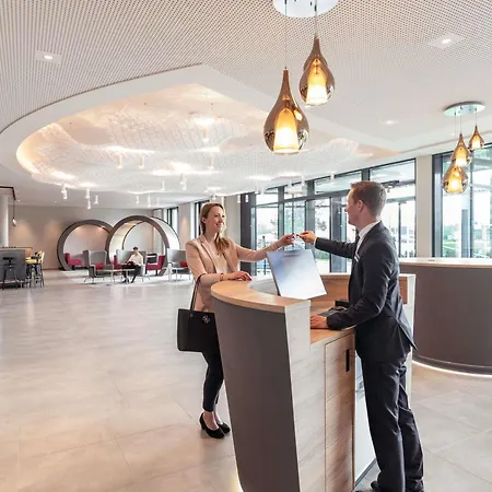 Szálloda Novotel Airport