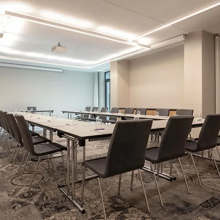 Szálloda Novotel Airport 4*